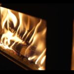 【画像】薪ストーブ×ハイエース車中泊が最強すぎる！快適な冬キャンプ設営術と「原点にして頂点」の絶品キャンプ飯 〜 画像1