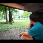 【画像】雨の車中泊が劇的に快適に！「リローデッド。」が実践する車内レイアウト術と簡単キャンプ飯 〜 画像1