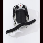 【画像】軽さと背負い心地が両立！　30年の術を凝縮した老舗リュック「アラカザム／カザム」 〜 画像1