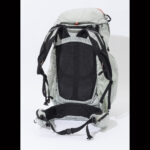 【画像】軽さと背負い心地が両立！　30年の術を凝縮した老舗リュック「アラカザム／カザム」 〜 画像1