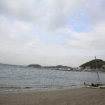 【画像】3列シートの「ルノー グランカングー」で葉山へ　観音開きドアを「特等席」に変える、海辺の大人な「チェアリング」が至福すぎた 〜 画像1