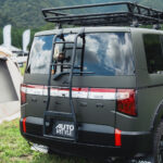 【画像】迷わず「全塗装」、迷わず「リフトアップ」！　こだわりの「ミリタリー仕様」に仕立てたデリカD:5 〜 画像1