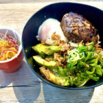 【画像】即日完売の限定7人乗りルノー「グランカングー」で行く湘南　村上春樹が愛した街で「チェアリング」と「江の島ハイク」を楽しむ大人旅 〜 画像1