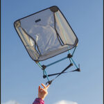 【画像】【2026最新】モンベルが放つヘリノックス「チェアゼロ LT」を最速チェック　驚異の494gと愛用者待望の「室内外無敵」な新オプションの正体 〜 画像1