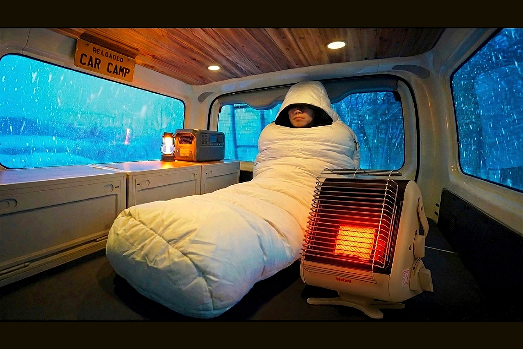 「もっと早く導入すればよかった」　大雪の北海道でFFヒーター搭載ハイエース車中泊。極寒でも快適すぎた冬旅