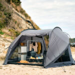 【画像】テント内にいながら「外」を感じる開放感！　「15分で温度がととのう」専用エアコンも登場、夏のアウトドアが「究極の快適空間」へ進化 〜 画像1