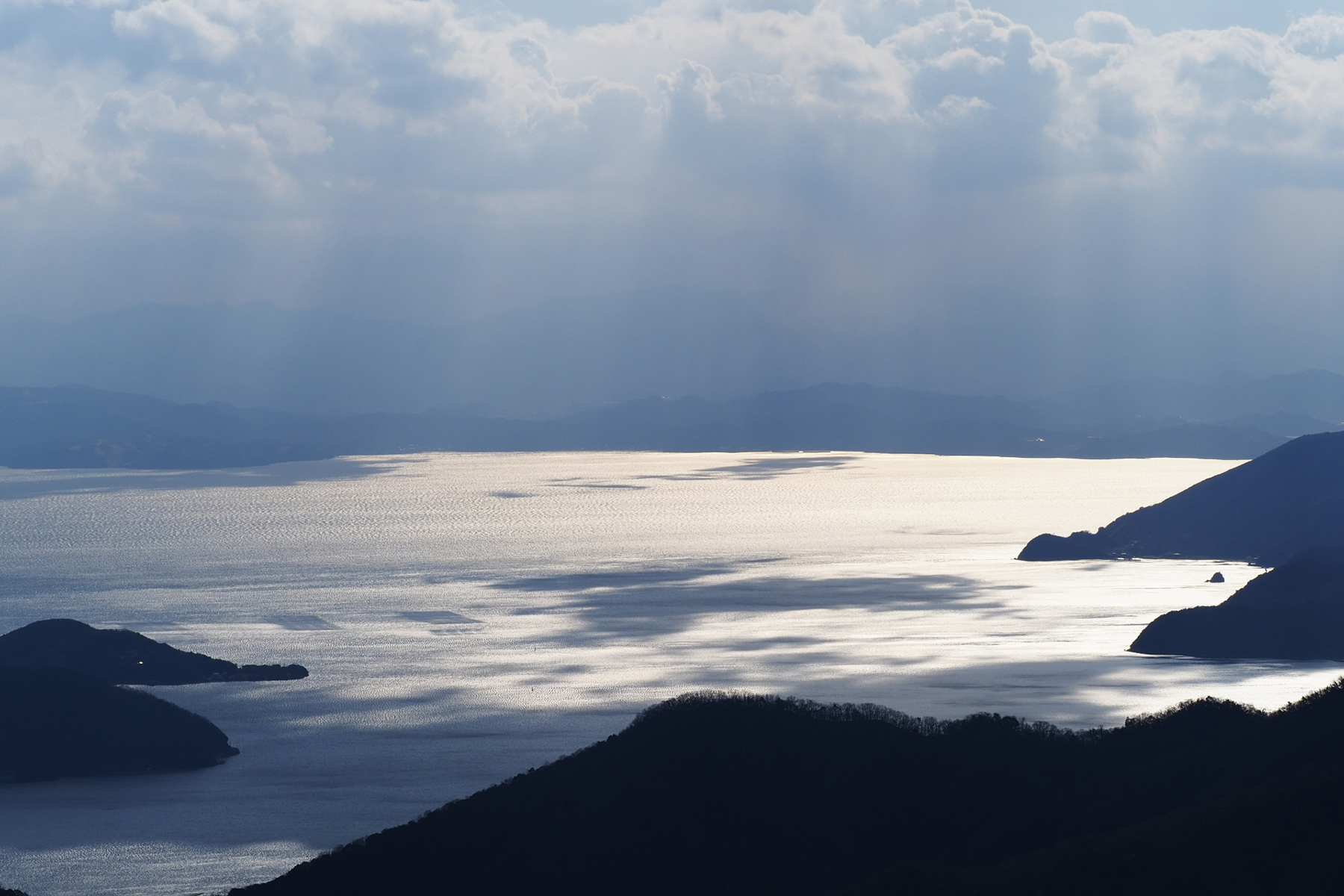 「大砲岩」に「青の洞門」！　知れば一度は行きたくなる「日本三大奇勝」とは