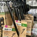 【画像】「鍛造ペグ」が100円の時代！　春のダイソーで見つけたキャンプギアおすすめ7選 〜 画像1
