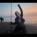 【画像】信じられない…サーフで40センチ超の巨大アジが！静岡・駿河湾で起きた「お祭り」の全貌 〜 画像1