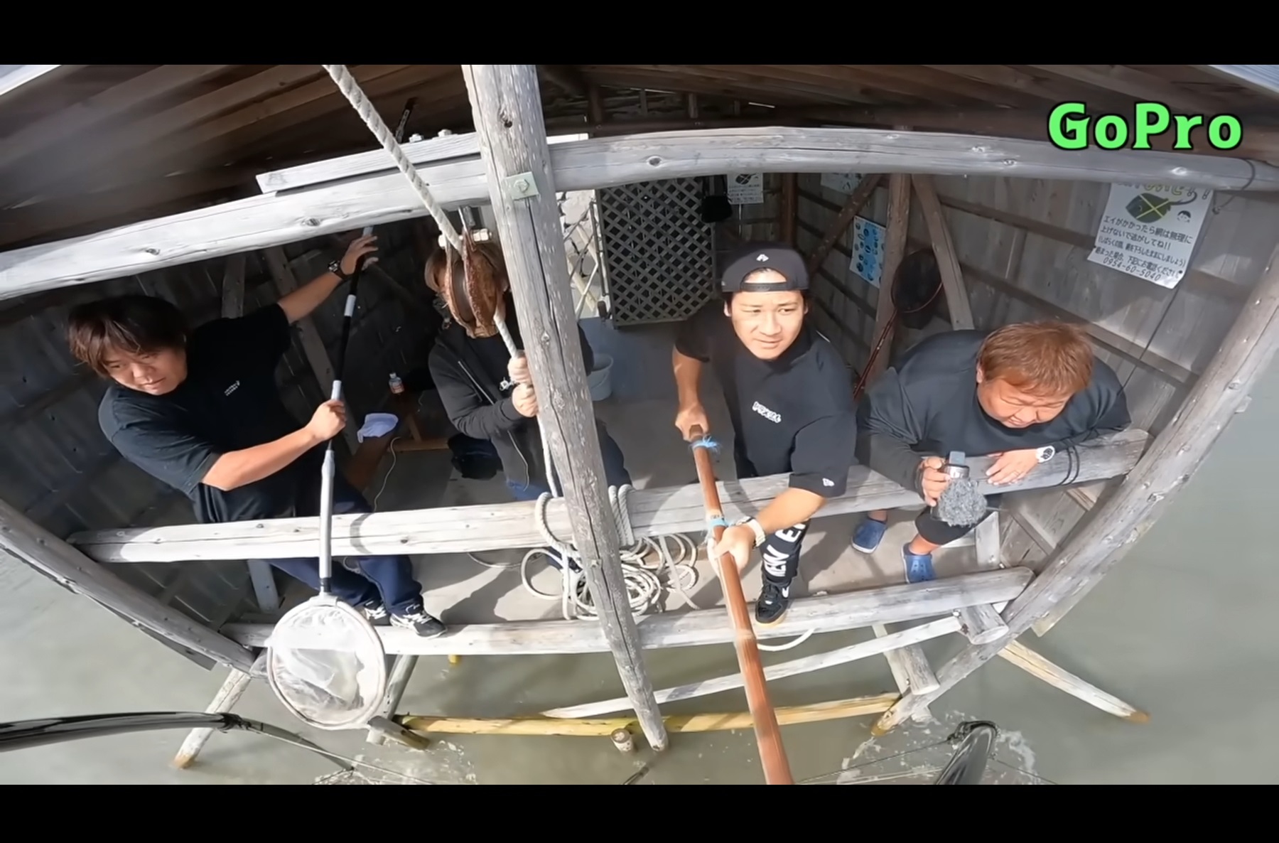 有明海で棚じぶ漁に挑戦したYoutubeチャンネル「釣りよかでしょう。」のメンバー