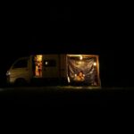 【画像】岩手の森で軽トラ車中泊！ 思わず「うまっ」の声が漏れる絶品肉料理と映像美 〜 画像1