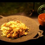 【画像】岩手の森で軽トラ車中泊！ 思わず「うまっ」の声が漏れる絶品肉料理と映像美 〜 画像1