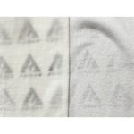 【画像】汗で透ける「夏の白T問題」を解決！　光の屈折で濡れをぼかす2980円の画期的な新作シャツ 〜 画像1