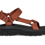 【画像】スポーツサンダルの始祖「Teva」から9年ぶり進化の新作ほか夏コーデを彩るカラフルモデルが登場！ 〜 画像1