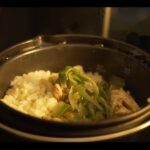 【画像】ソロキャンプの完成形は「何もしないという贅沢」か？　道志の森で設営10分のハイエース車中泊 〜 画像1