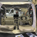 【画像】デコトラ発祥・禁断の大技「背抜き」！　しかも「車検OK」という軽トラ衝撃の中身 〜 画像1