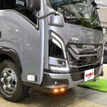 【画像】トラックで眠って遊ぶ！　普通免許で乗れる「いすゞ・エルフミオ」が常識を変える 〜 画像1