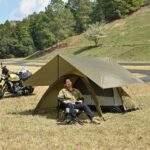 【画像】積載と居住性を両立！　バイカー必見「約4.2kgの2室ソロテント」と車中泊を拡張するシェルター 〜 画像1