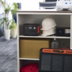 【画像】10年耐久のJackery新型ポタ電は「2口AC出力」と停電対策をコンパクトボディで実現 〜 画像1