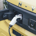 【画像】熱帯夜の限界を打破する「動く電源」！　N-VAN e:のEV給電でポータブルエアコンを活用 〜 画像1