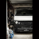 【画像】ハイエースらしからぬ「丸目の最新9型」　ゴードンミラーのバンライフ仕様が32台限定で抽選販売 〜 画像1