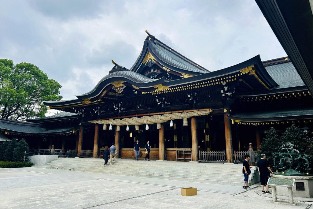 神奈川県高座郡にある一宮寒川神社