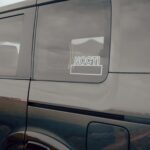 【画像】キャンピングカーに悪路走破性を！　12Vクーラー装備の車中泊仕様「三菱デリカD:5」誕生 〜 画像1