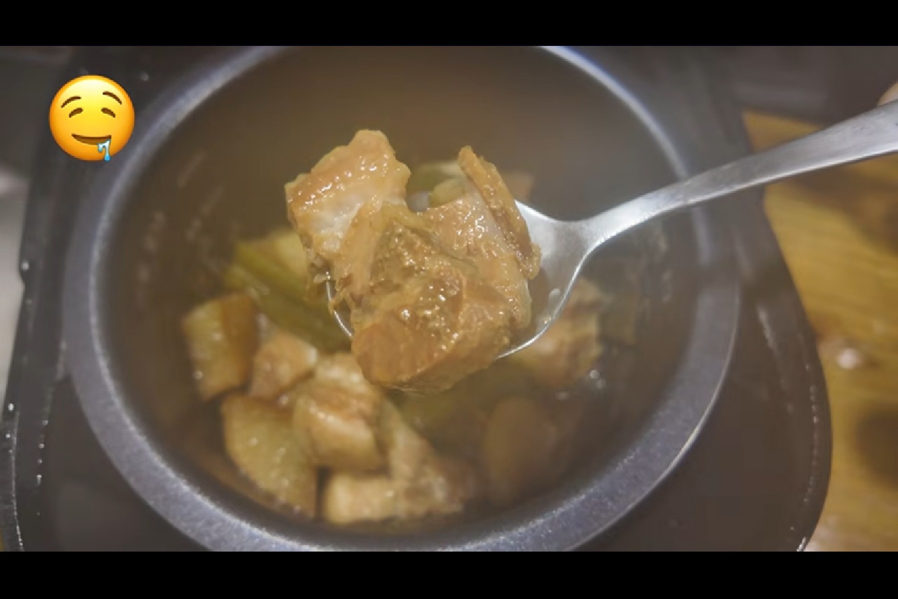 炊飯器で煮込んだ豚の角煮