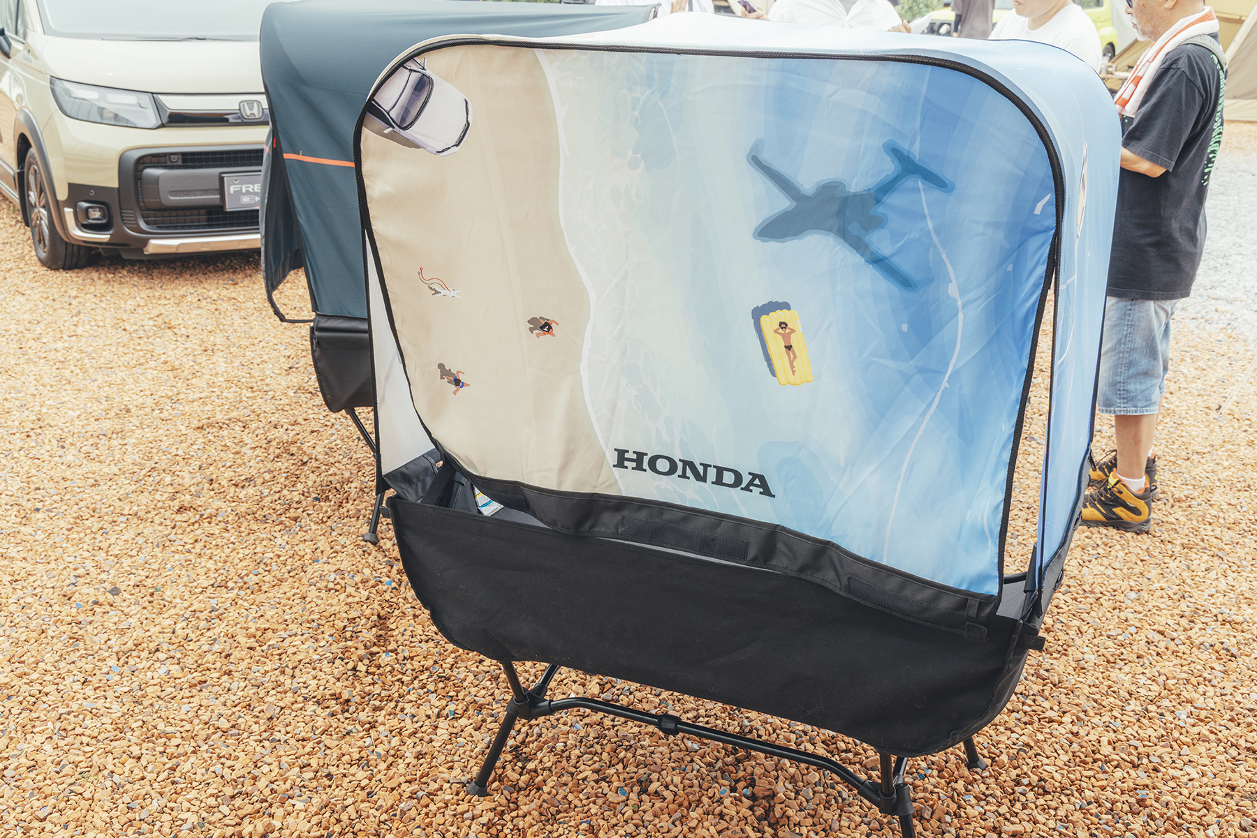 Tarpchair(タープチェア)のタープ部分にプリントをした見本