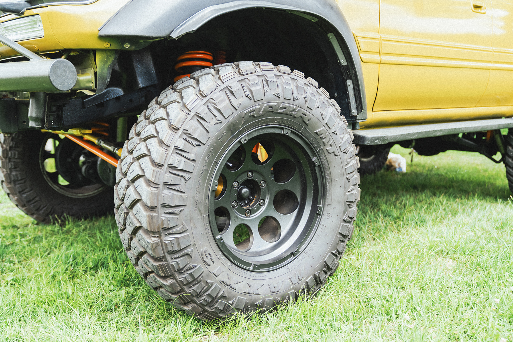 「LAND CRUISER 75th ANNIVERSARY DAY」に参加していた一般オーナーSoulさんの80ランクルのタイヤ&ホイール