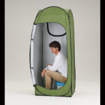 【画像】着替えや防災トイレの視線ストレスを解消。縦横使えてサッと広がるワンタッチ目隠しテント 〜 画像1