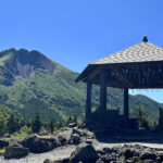 【画像】日光白根山はロープウェイで登れる百名山。山頂の絶景を満喫し昭和5年創業の温泉で汗を流す 〜 画像1
