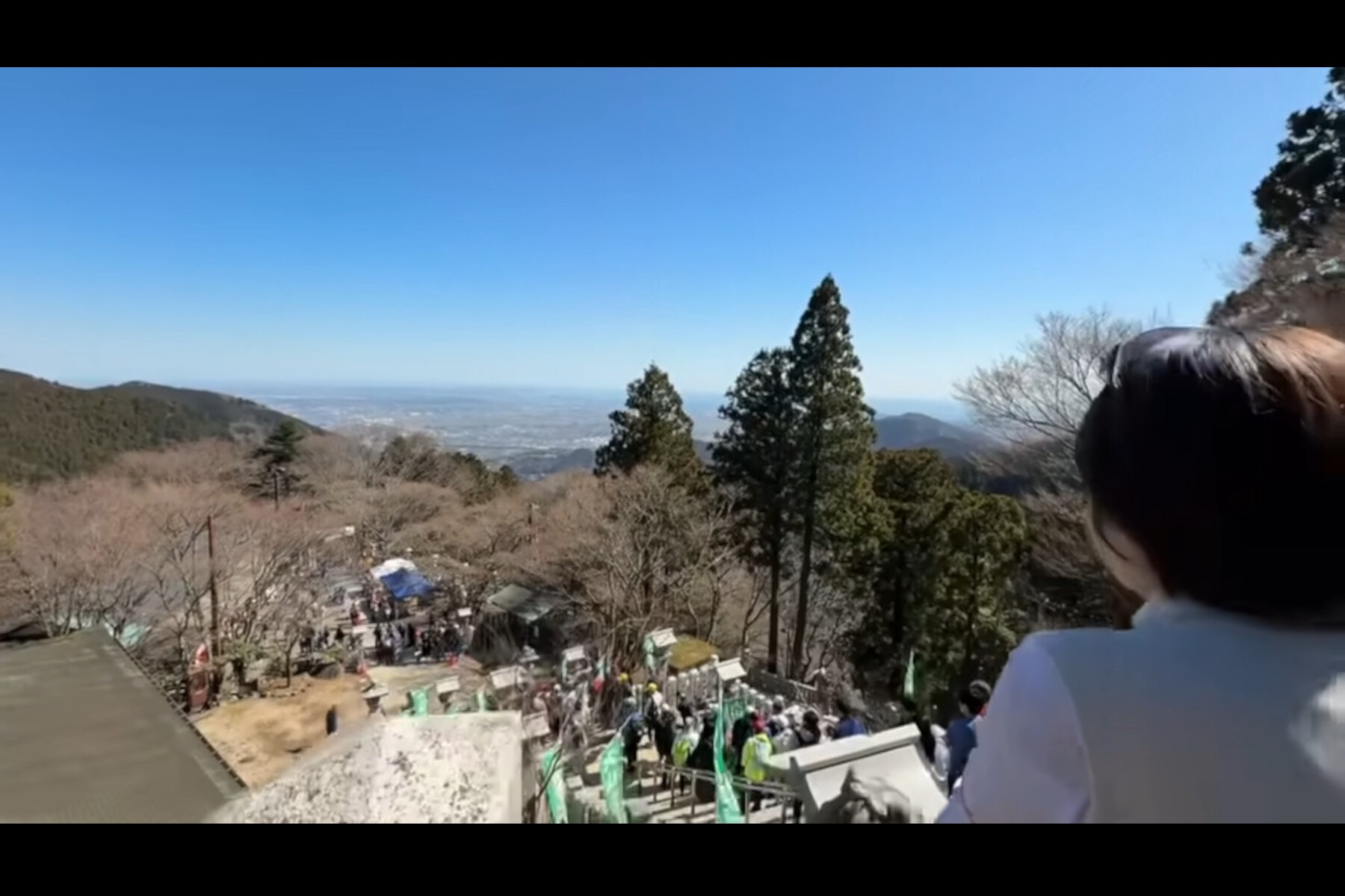 大山阿夫利神社の下社から相模湾を望む