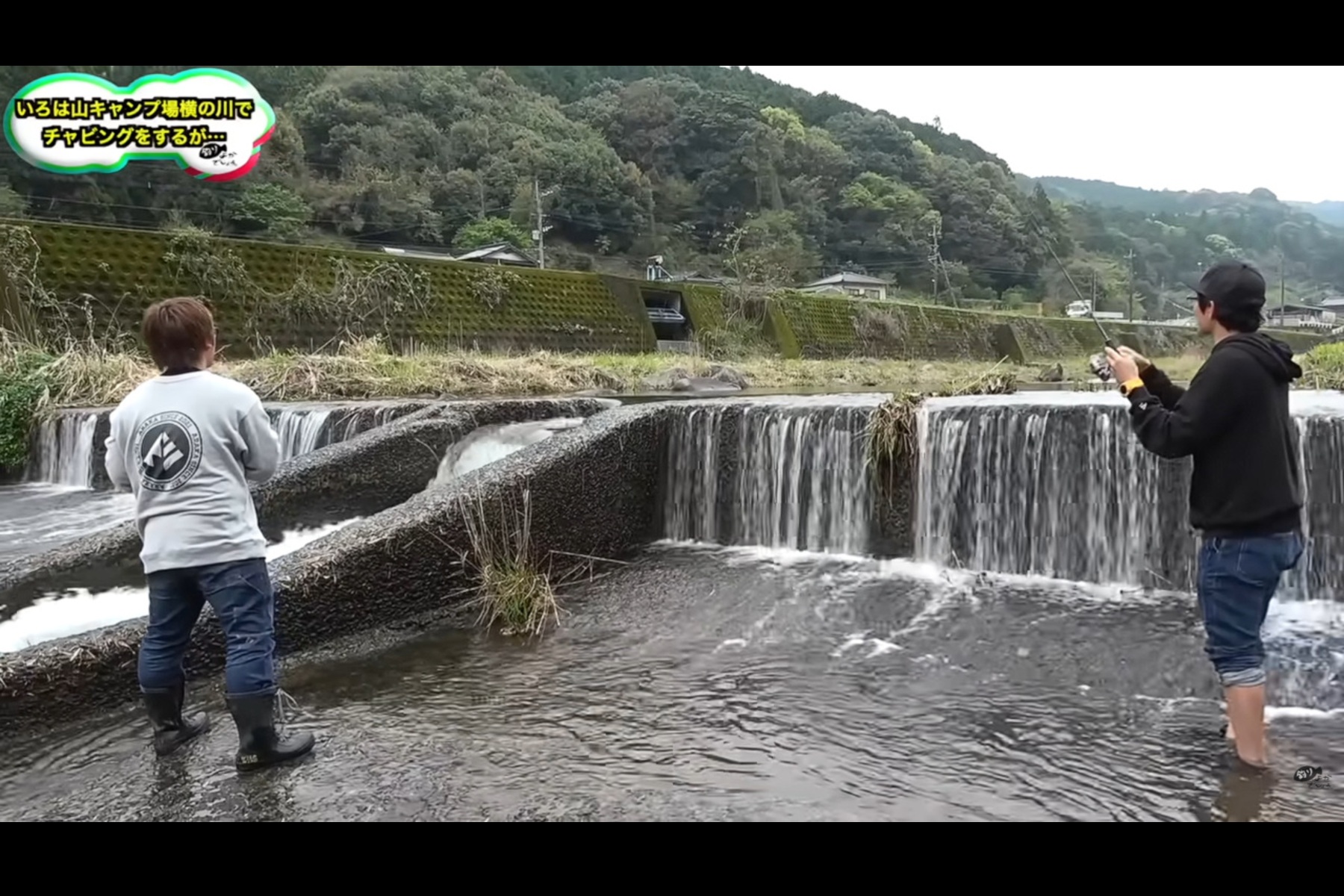 川でチャビングする釣りよかメンバー