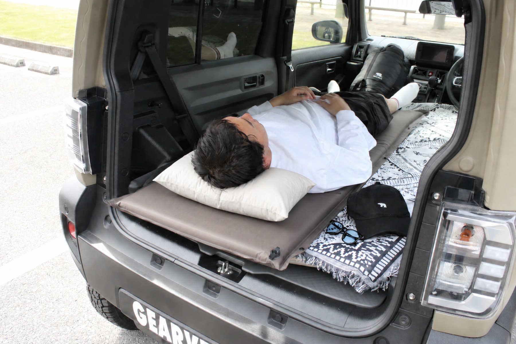 車中泊用のマットとしてもBears Rockの3cmマットは活躍する