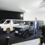 【画像】フレックス発「黒顔のハイエース＆ジムニー」。家族の車でも「ギア感」は妥協しない 〜 画像1