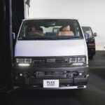 【画像】フレックス発「黒顔のハイエース＆ジムニー」。家族の車でも「ギア感」は妥協しない 〜 画像1