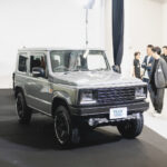【画像】フレックス発「黒顔のハイエース＆ジムニー」。家族の車でも「ギア感」は妥協しない 〜 画像1