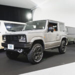 【画像】フレックス発「黒顔のハイエース＆ジムニー」。家族の車でも「ギア感」は妥協しない 〜 画像1