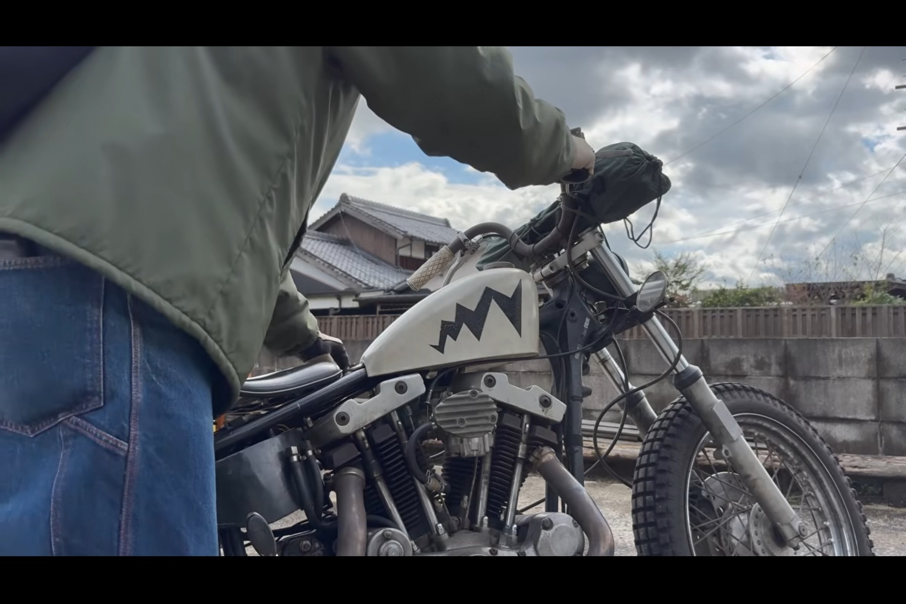 YouTubeチャンネル『junkmotorcycle』RYUさんの愛車ハーレーダビッドソン/1975年式XLCH1000