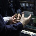 【画像】着火の手間やエイジングを楽しむ「オール真鍮製ファイヤーピストン」　火起こしの原理は1500年以上前 〜 画像1